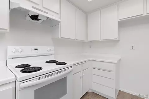 Kitchen - 3466 Los Mochis, Oceanside, CA 92056 photo 3 of 4