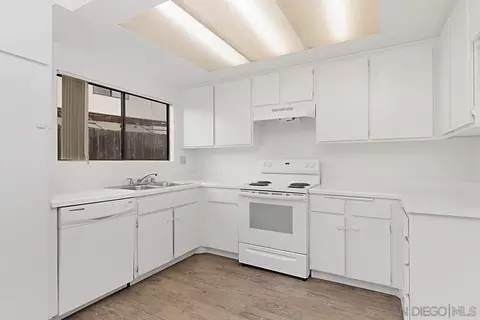 Kitchen - 3466 Los Mochis, Oceanside, CA 92056 photo 2 of 4