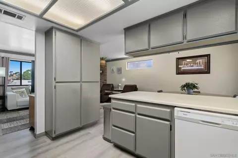 Kitchen - 678 Sabrina Ter, Ramona, CA 92065 photo 3 of 4