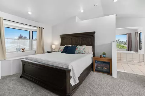 Bedroom - 678 Sabrina Ter, Ramona, CA 92065 photo 4 of 5