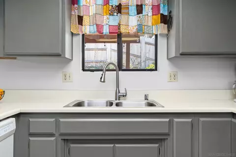 Kitchen - 678 Sabrina Ter, Ramona, CA 92065 photo 2 of 4