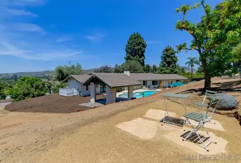 2212 Pence Dr, El Cajon, CA 92019 photo 34