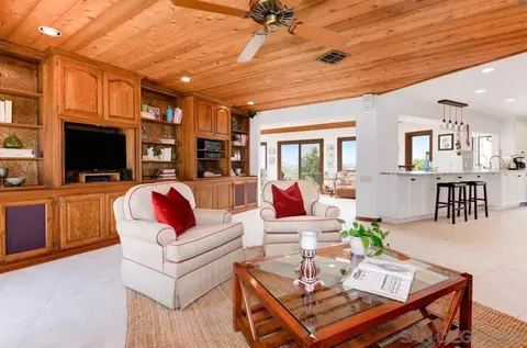 2212 Pence Dr, El Cajon, CA 92019 photo 13