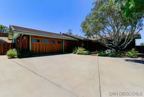 2212 Pence Dr, El Cajon, CA 92019 photo 3