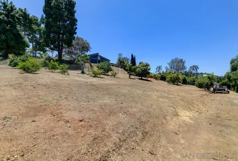 2212 Pence Dr, El Cajon, CA 92019 photo 38