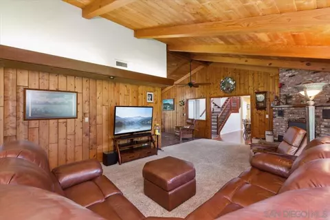 Living - 719 Davis St, Ramona, CA 92065 photo 2 of 3