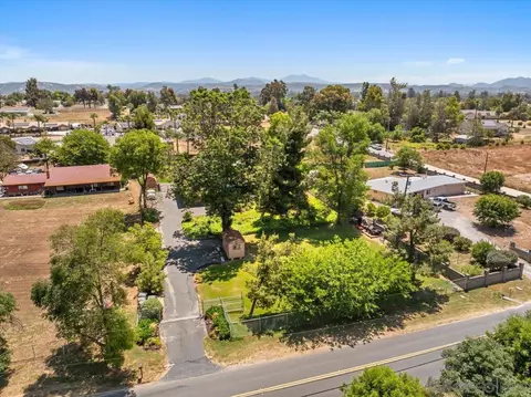 View/Area - 719 Davis St, Ramona, CA 92065 photo 1 of 5