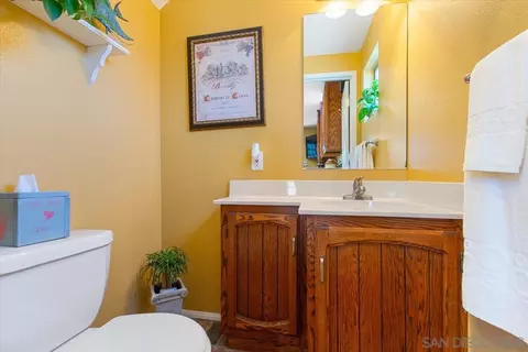 Bath - 719 Davis St, Ramona, CA 92065 photo 1 of 4