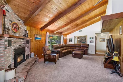 Living - 719 Davis St, Ramona, CA 92065 photo 3 of 3
