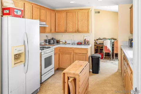 Kitchen - 32452 Evening Primrose Trl, Campo, CA 91906 photo 1 of 4