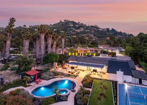 9950 Fuerte Dr, La Mesa, CA 91941