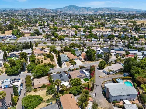 View/Area - 2128 El Prado Ave, Lemon Grove, CA 91945 photo 1 of 2