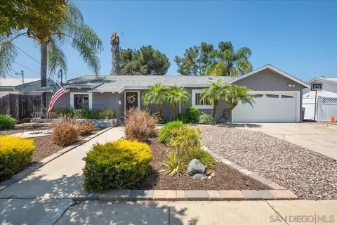 9213 Maranda Dr, Santee, CA 92071