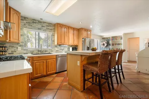 9213 Maranda Dr, Santee, CA 92071 photo 4