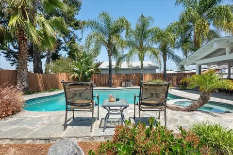 9213 Maranda Dr, Santee, CA 92071 photo 2
