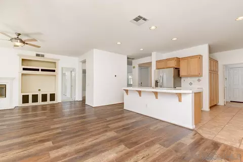 5181 Bluegrass Way, Oceanside, CA 92057 photo 9