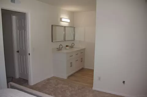 Bath - 9411 Carlton Oaks Dr #D, Santee, CA 92071 photo 3 of 6