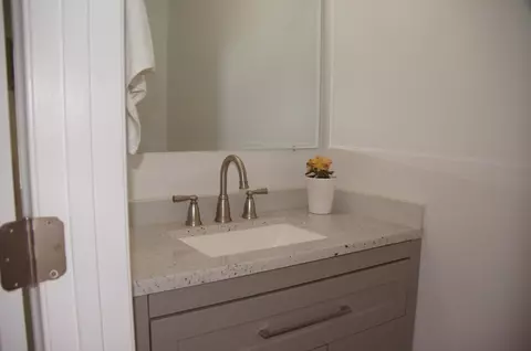 Bath - 9411 Carlton Oaks Dr #D, Santee, CA 92071 photo 1 of 6