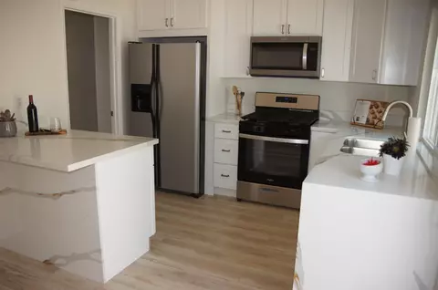Kitchen - 9411 Carlton Oaks Dr #D, Santee, CA 92071 photo 5 of 5