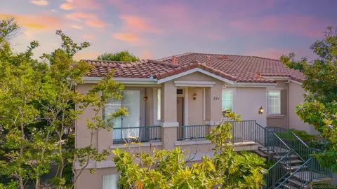 10716 Sabre Hill Dr #224, San Diego, CA 92128