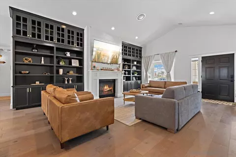 1397 Eckman Ave, Chula Vista, CA 91911 photo 2