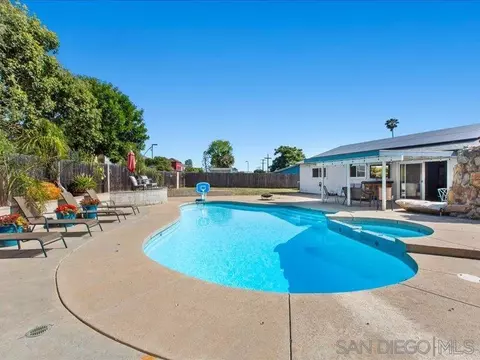 1797 Woodburn, El Cajon, CA 92021