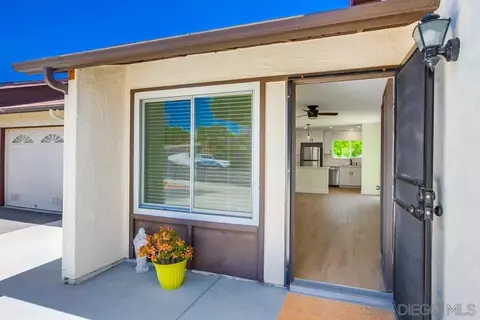 Exterior - 1416 Rolling Hls, Oceanside, CA 92056 photo 5 of 12