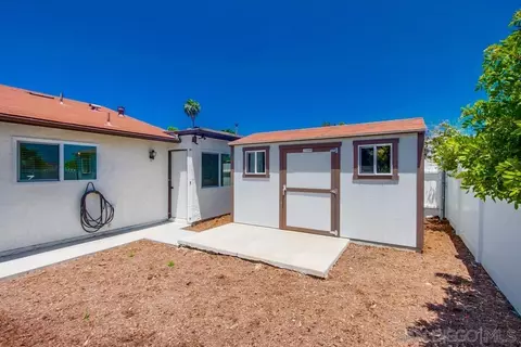 Exterior - 1416 Rolling Hls, Oceanside, CA 92056 photo 12 of 12