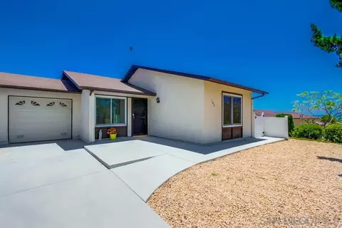 Exterior - 1416 Rolling Hls, Oceanside, CA 92056 photo 4 of 12