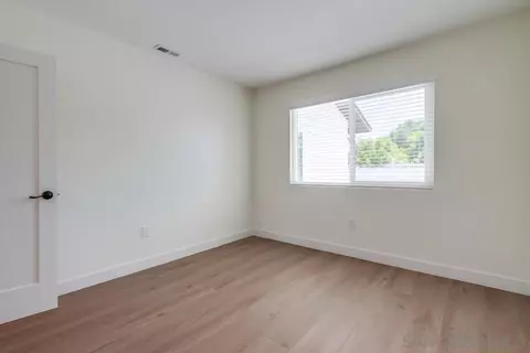 Bedroom - 1416 Rolling Hls, Oceanside, CA 92056 photo 9 of 11