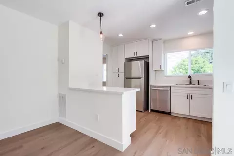Kitchen - 1416 Rolling Hls, Oceanside, CA 92056 photo 7 of 7