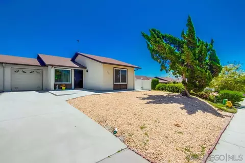 Exterior - 1416 Rolling Hls, Oceanside, CA 92056 photo 3 of 12