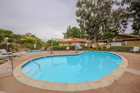265 Loma Alta #C8, Oceanside, CA 92054 photo 5