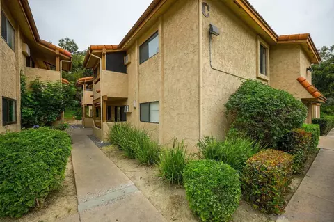 265 Loma Alta #C8, Oceanside, CA 92054 photo 3