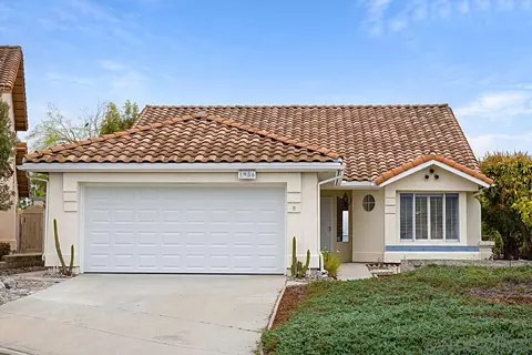 1986 Stonecrest Ct, Vista, CA 92081