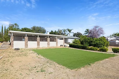Exterior - 821 Steffy Rd, Ramona, CA 92065 photo 7 of 9