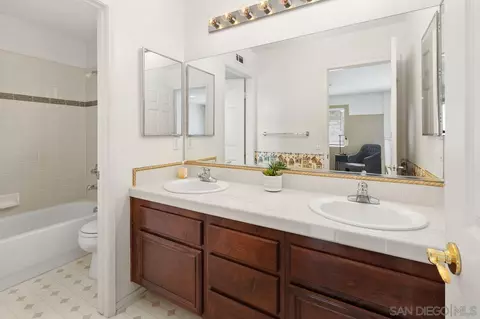 Bath - 2503 Valley Waters Ct, Spring Valley, CA 91978 photo 2 of 3