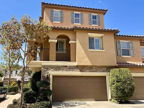8520 Old Stonefield Chase, San Diego, CA 92127