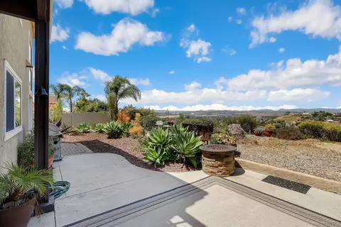 5165 Bella Collina St, Oceanside, CA 92056 photo 31