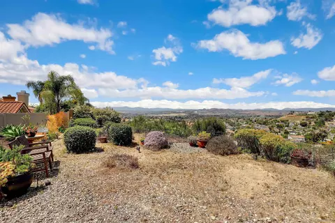5165 Bella Collina St, Oceanside, CA 92056 photo 32