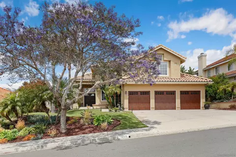 5165 Bella Collina St, Oceanside, CA 92056 photo 2