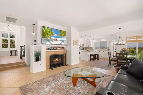 5165 Bella Collina St, Oceanside, CA 92056 photo 7