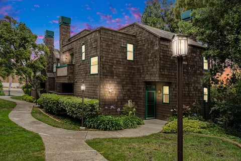4445 Nobel Dr #56, San Diego, CA 92122
