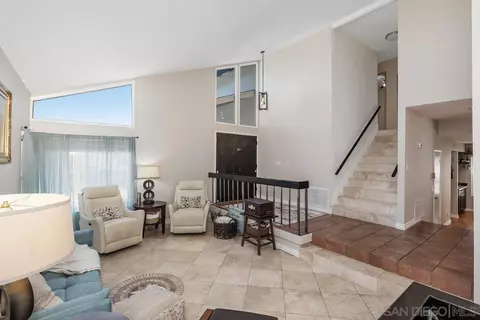 1660 Hawk Ridge Pl, Escondido, CA 92027 photo 3