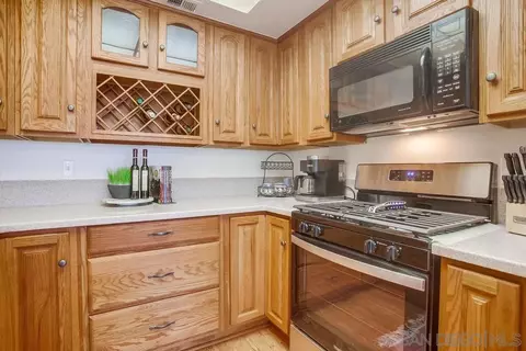 Kitchen - 13151 Casa Grande, Lakeside, CA 92040 photo 4 of 4
