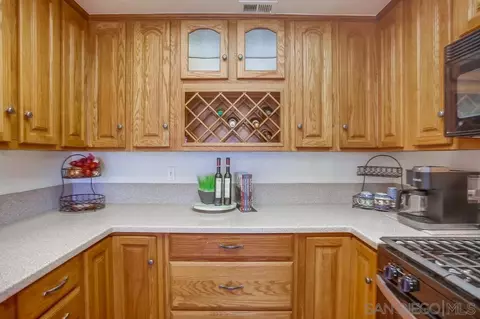 Kitchen - 13151 Casa Grande, Lakeside, CA 92040 photo 2 of 4