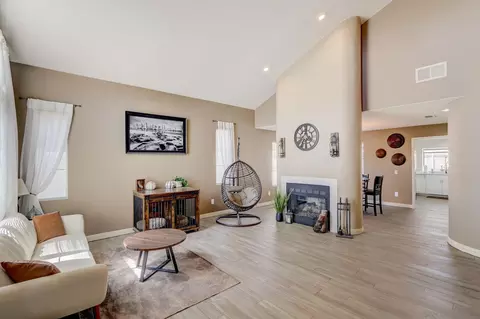 23856 Spring Branch Ct, Murrieta, CA 92562