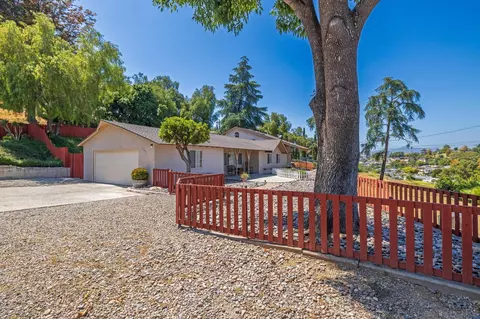 9183 Paradise Park Dr, Lakeside, CA 92040