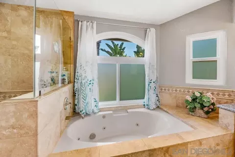 Bath - 13994 Hickory St, Poway, CA 92064 photo 5 of 6