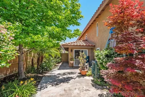 Exterior - 13994 Hickory St, Poway, CA 92064 photo 11 of 14